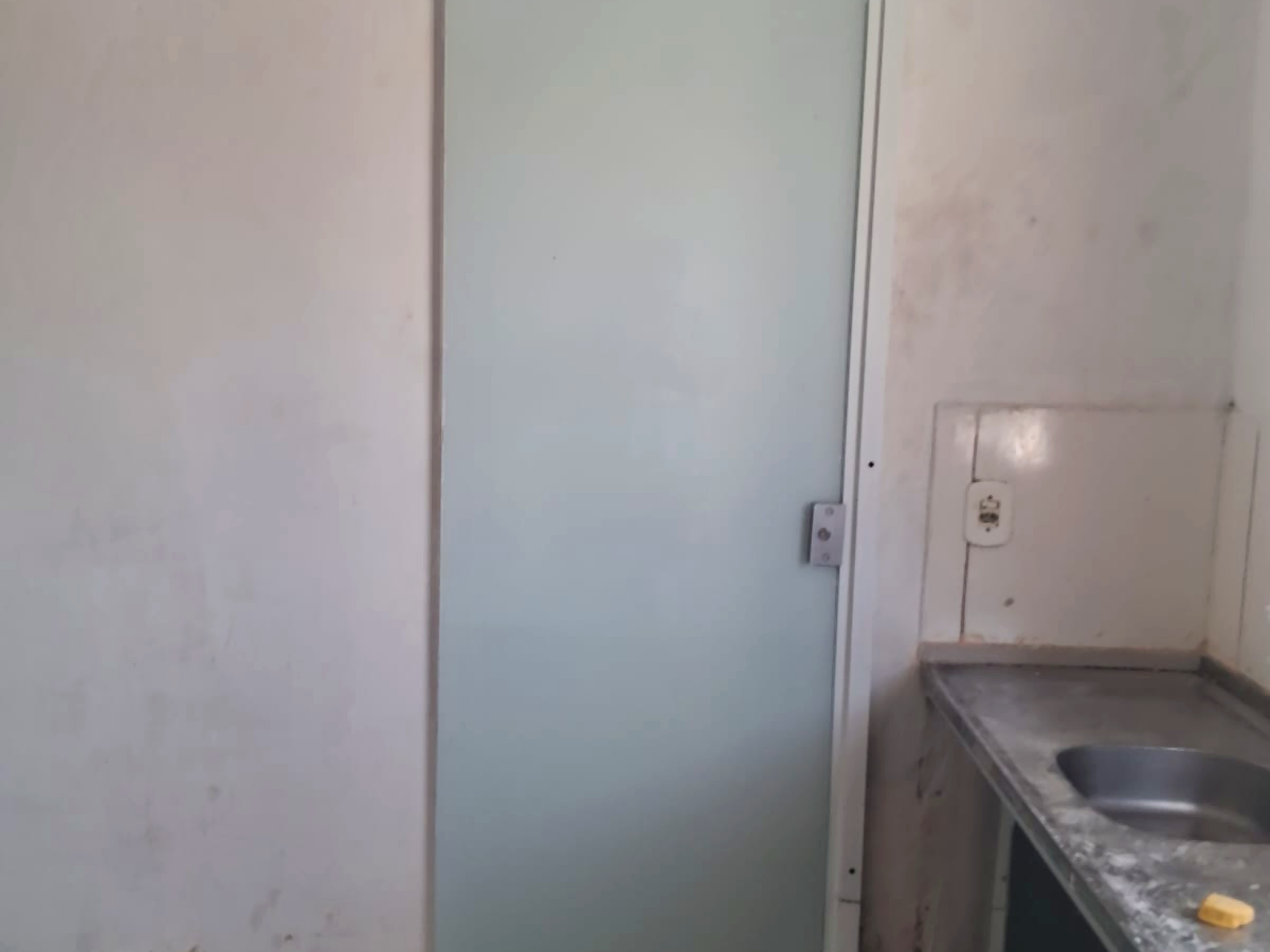 Porta e divisória de vidro