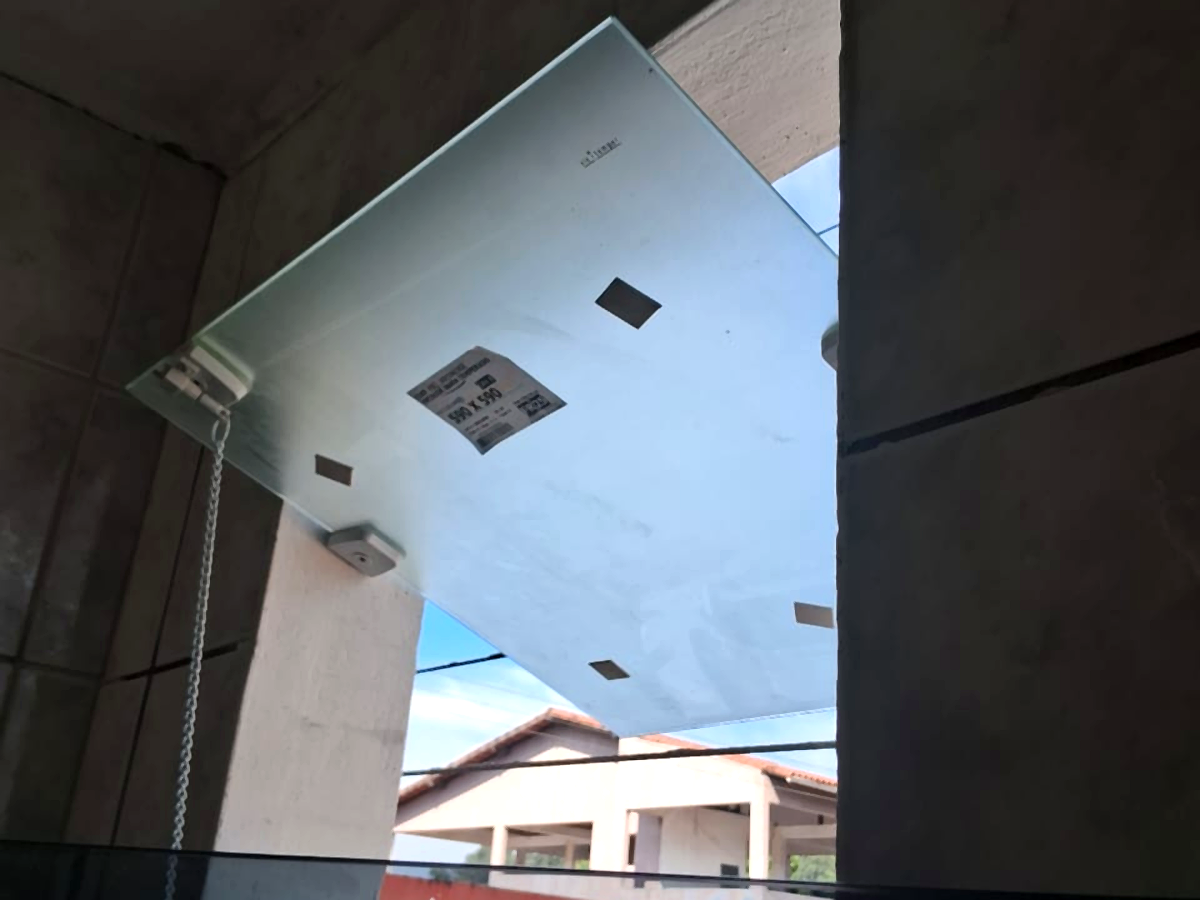 Cobertura em vidro